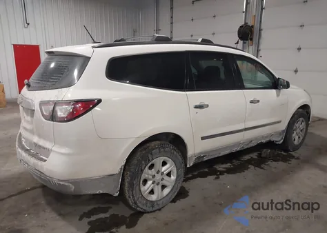2015 Chevrolet Traverse Ls z USA, uszkodzony, nr VIN 1GNKVFED3FJ261416